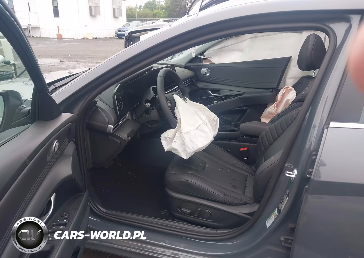 2026 Hyundai Elantra Limited VIN:KMHLP4DG2TU161157 - 5