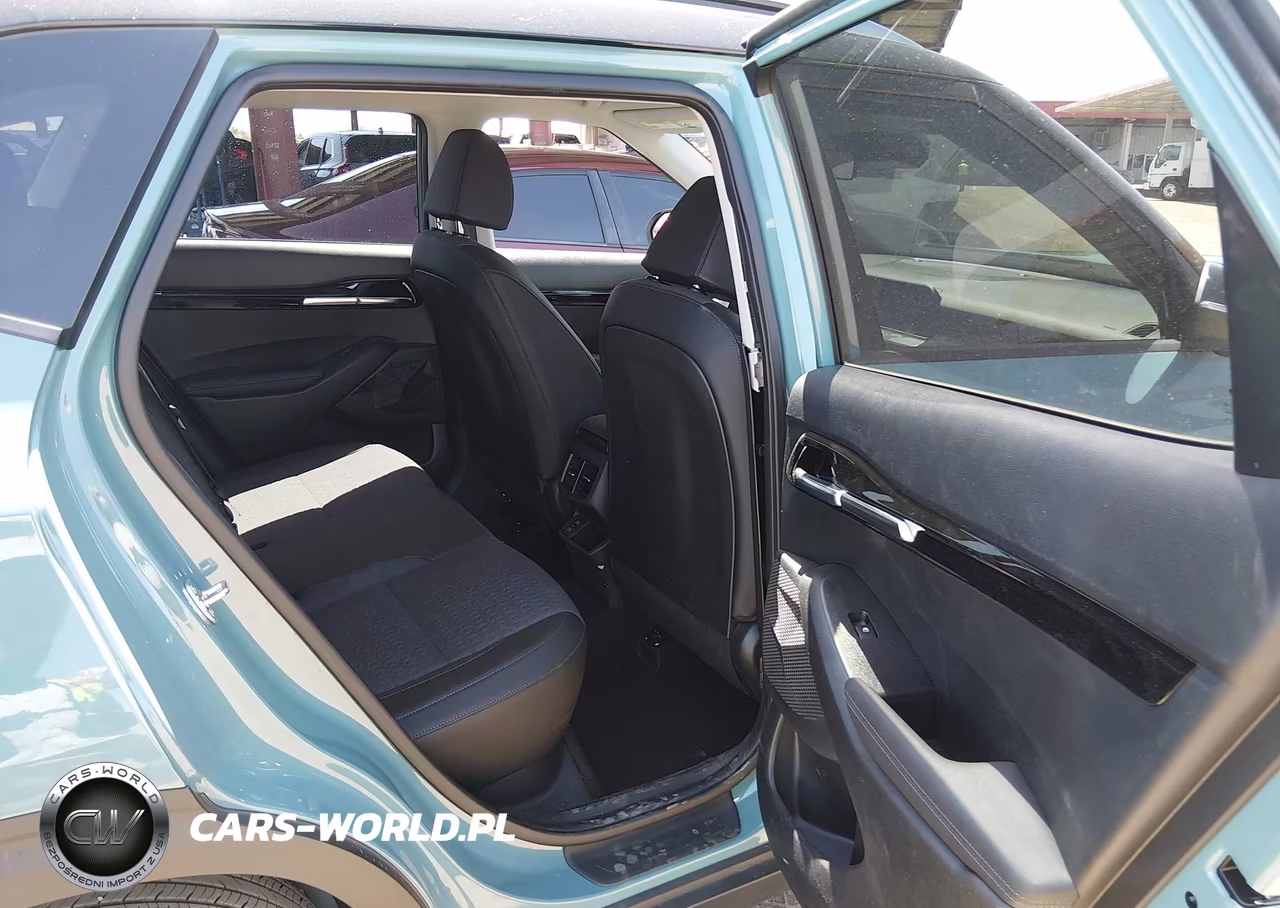 2026 Kia Seltos S VIN:KNDEU2AA0T7927654 - 8