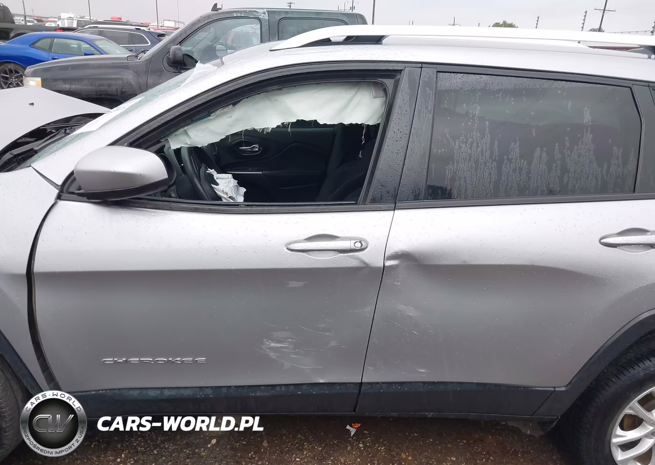 2020 Jeep Cherokee Latitude Fwd VIN:1C4PJLCB5LD511047 - 14