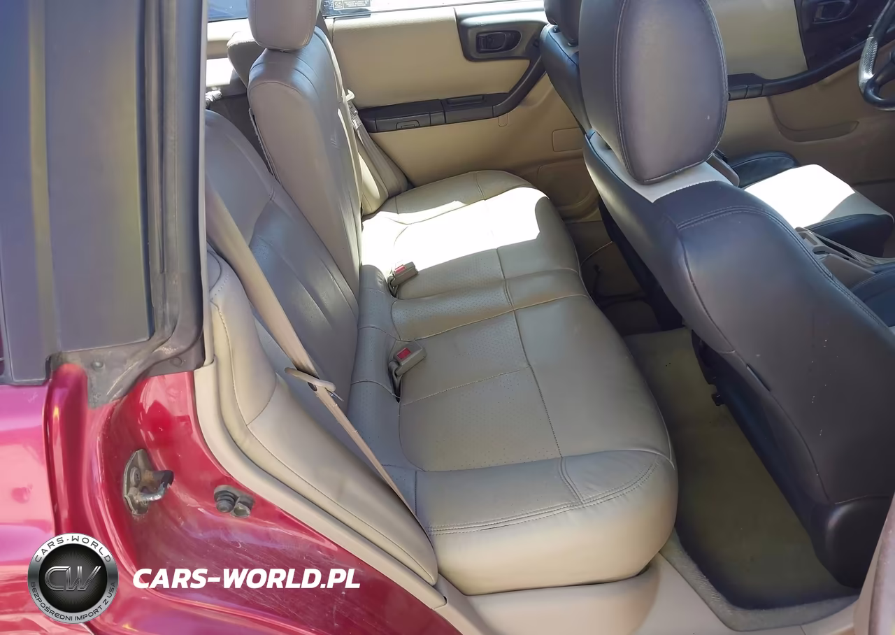 1999 Subaru Forester L VIN:JF1SF6351XH743513 - 8