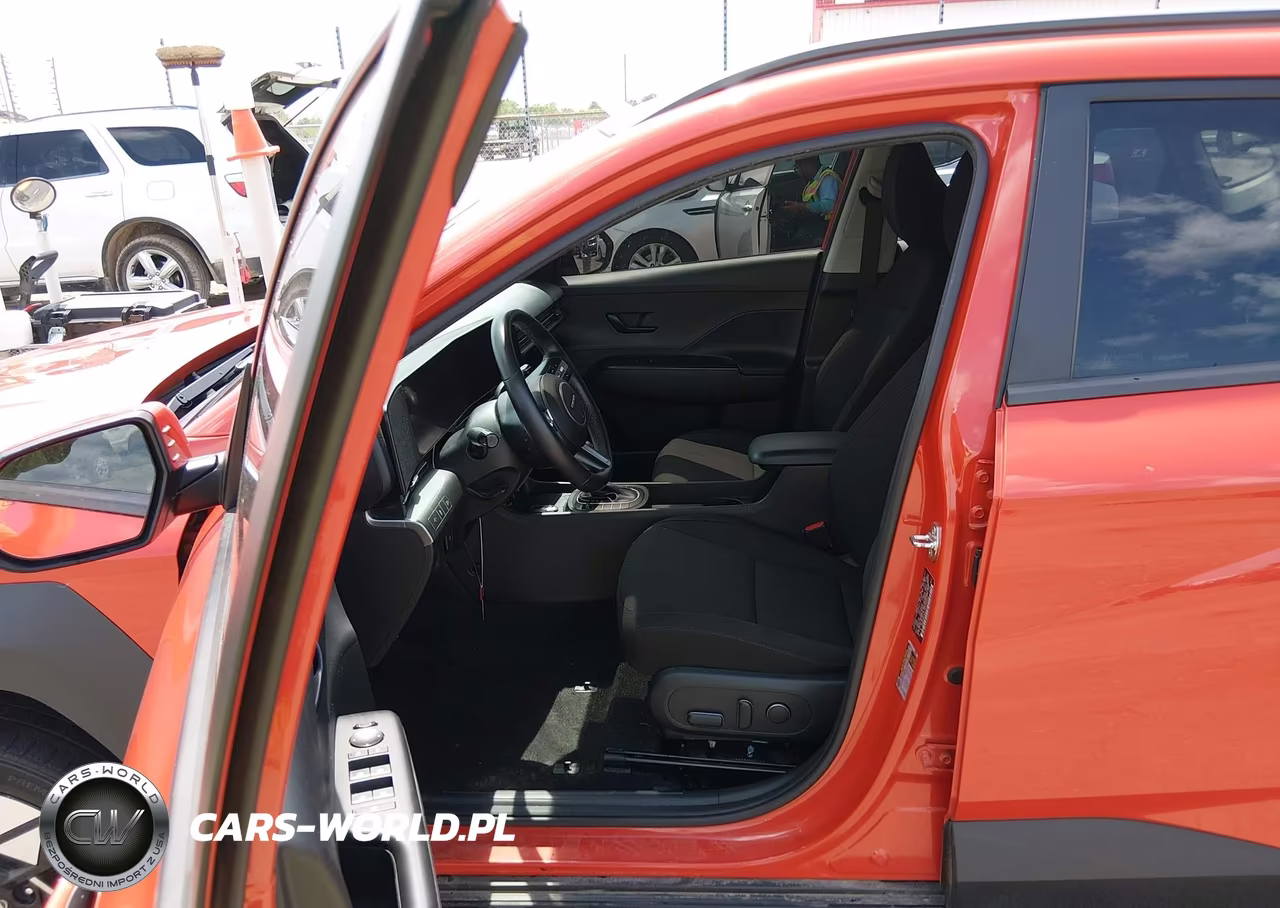 2025 Hyundai Kona Sel VIN:KM8HBCAB2SU194939 - 13