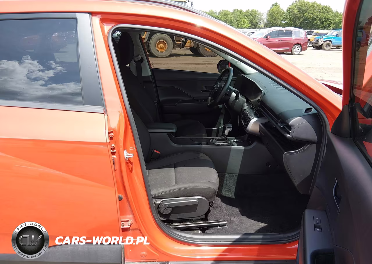 2025 Hyundai Kona Sel VIN:KM8HBCAB2SU194939 - 5