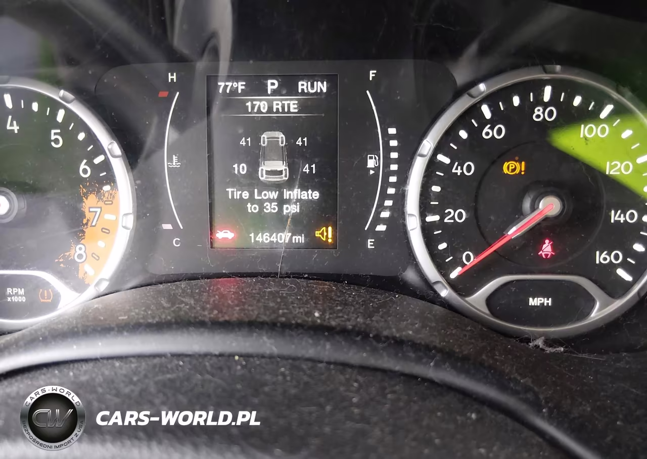 2017 Jeep Renegade Sport 4X4 VIN:ZACCJBAB1HPE52938 - 15