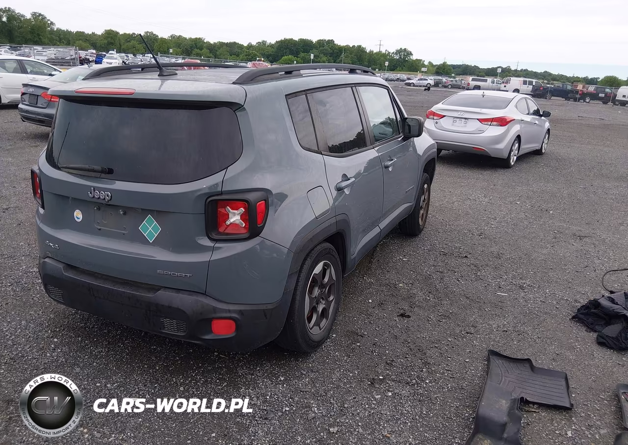 2017 Jeep Renegade Sport 4X4 VIN:ZACCJBAB1HPE52938 - 4