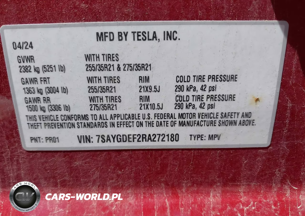 2024 Tesla Model Y Performance Dual Motor All-Wheel Drive VIN:7SAYGDEF2RA272180 - 9