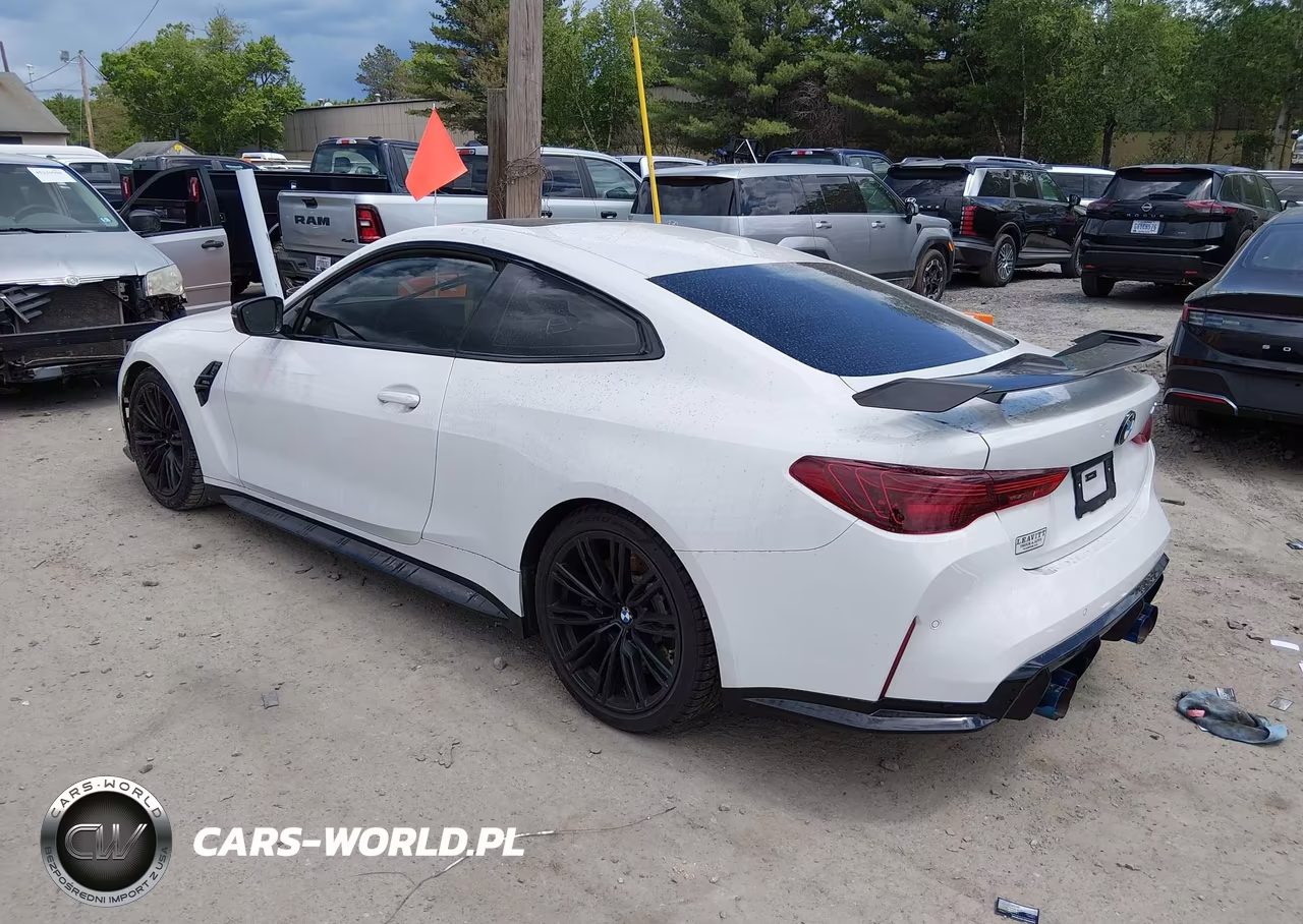 2025 BMW M4 VIN:WBS13HK05SCT81295 - 3