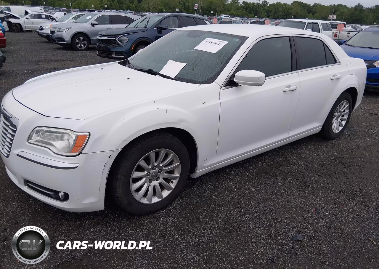 2014 Chrysler 300 VIN:2C3CCAAG2EH150981 - 2