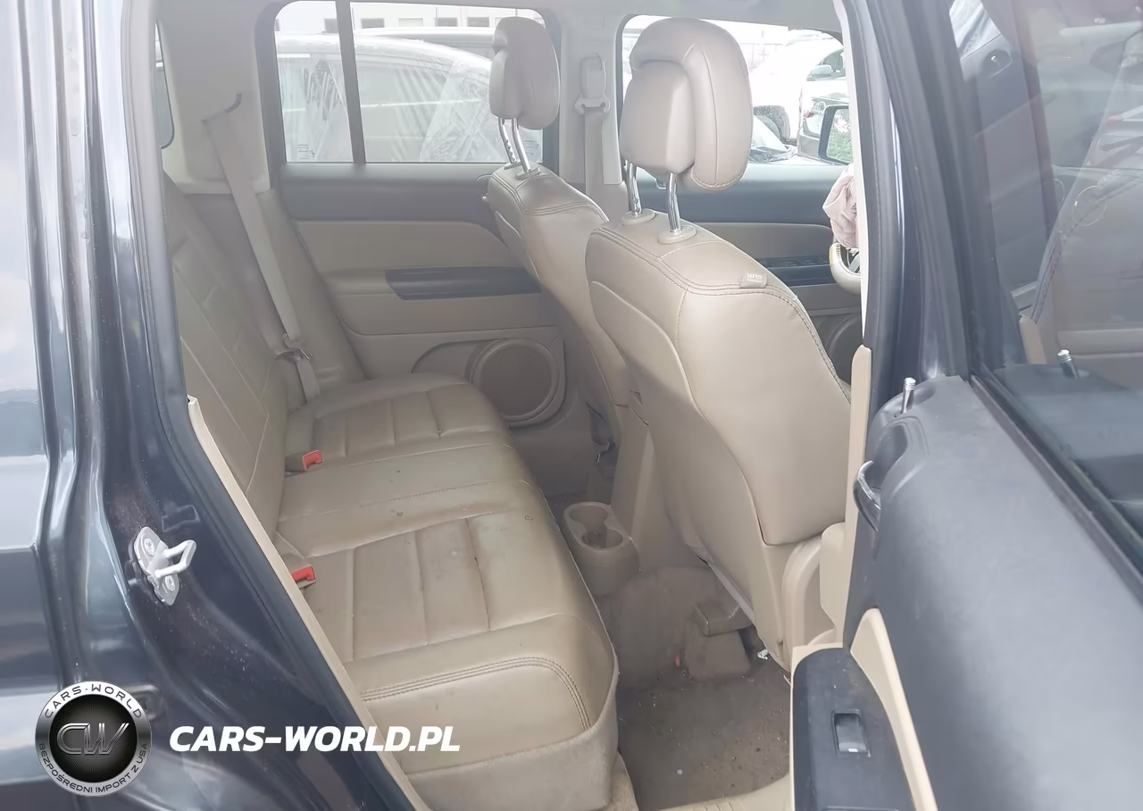 2014 Jeep Patriot High Altitude VIN:1C4NJPFA2ED850322 - 8