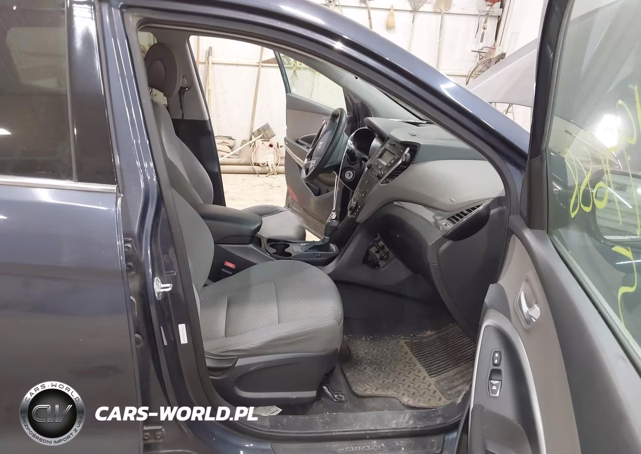 2015 Hyundai Santa Fe VIN:5XYZTDLB4FG290684 - 5