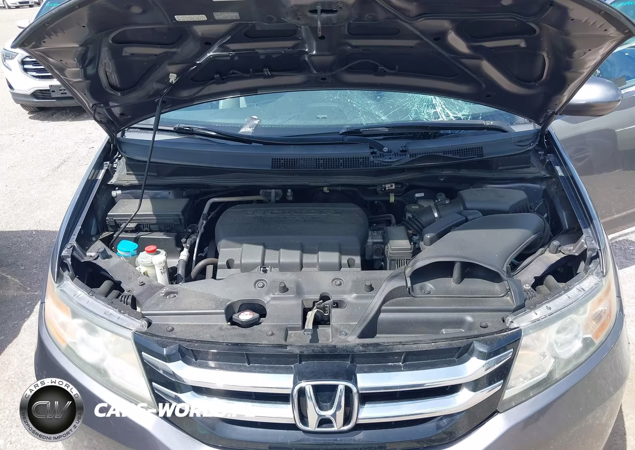 2015 Honda Odyssey Ex-L VIN:5FNRL5H68FB025761 - 10