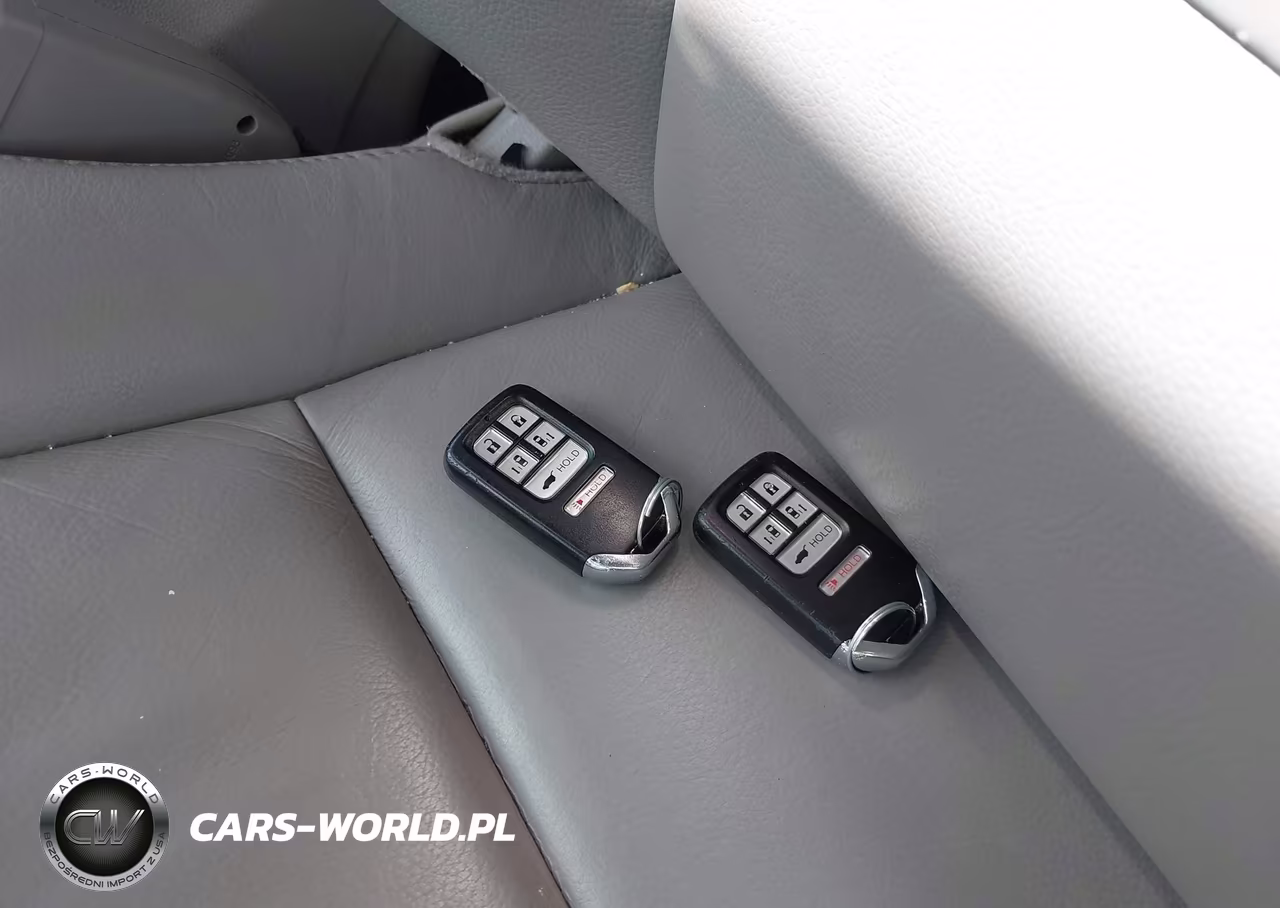 2015 Honda Odyssey Ex-L VIN:5FNRL5H68FB025761 - 11