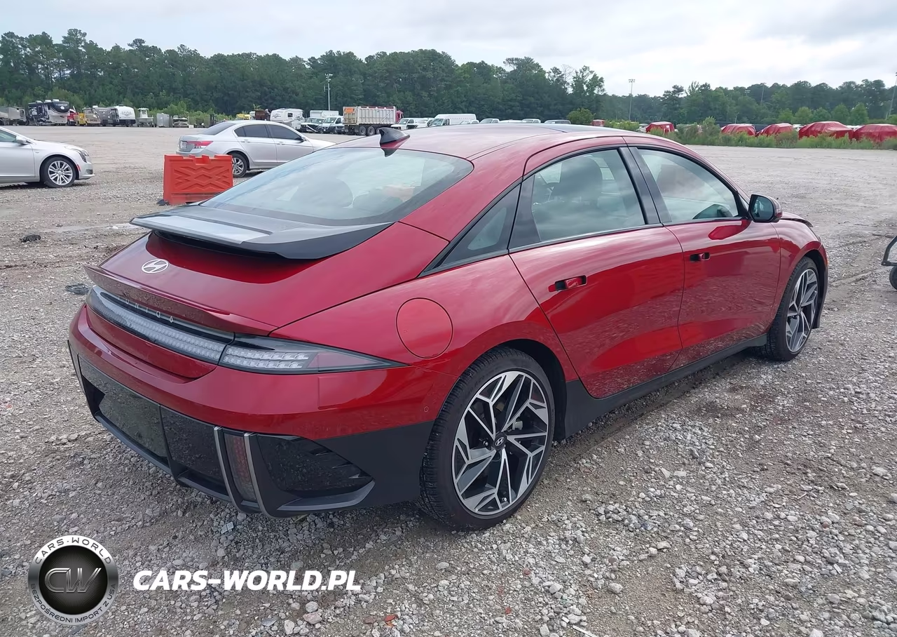 2025 Hyundai Ioniq 6 Limited VIN:KMHM54AA4SA105358 - 4