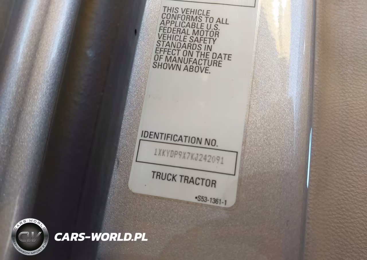 2019 Kenworth T680 VIN:1XKYDP9X7KJ242091 - 8