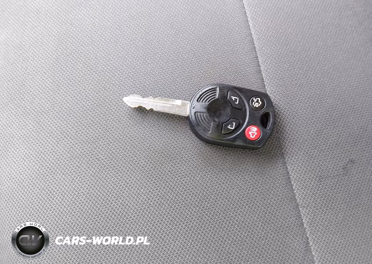 2010 Ford Escape Xlt VIN:1FMCU0D78AKC64609 - 11
