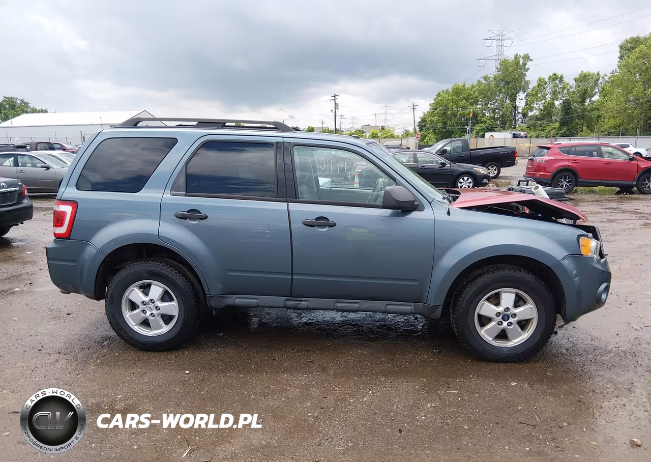 2010 Ford Escape Xlt VIN:1FMCU0D78AKC64609 - 13