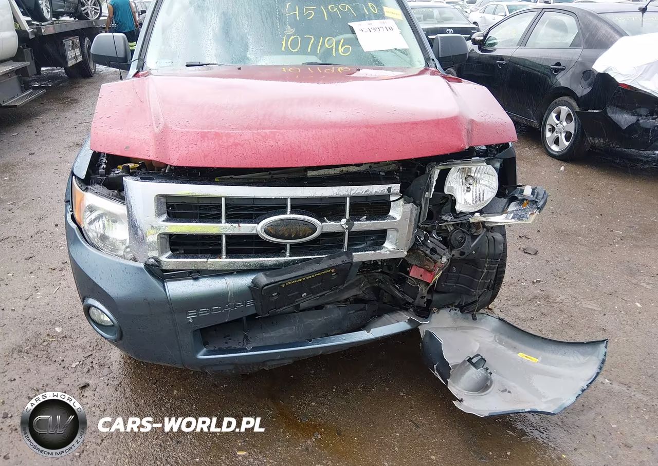 2010 Ford Escape Xlt VIN:1FMCU0D78AKC64609 - 6