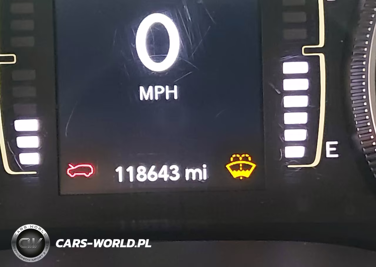 2020 Jeep Cherokee Latitude Plus 4X4 VIN:1C4PJMLBXLD612056 - 15