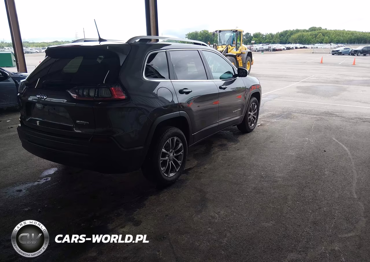 2020 Jeep Cherokee Latitude Plus 4X4 VIN:1C4PJMLBXLD612056 - 4