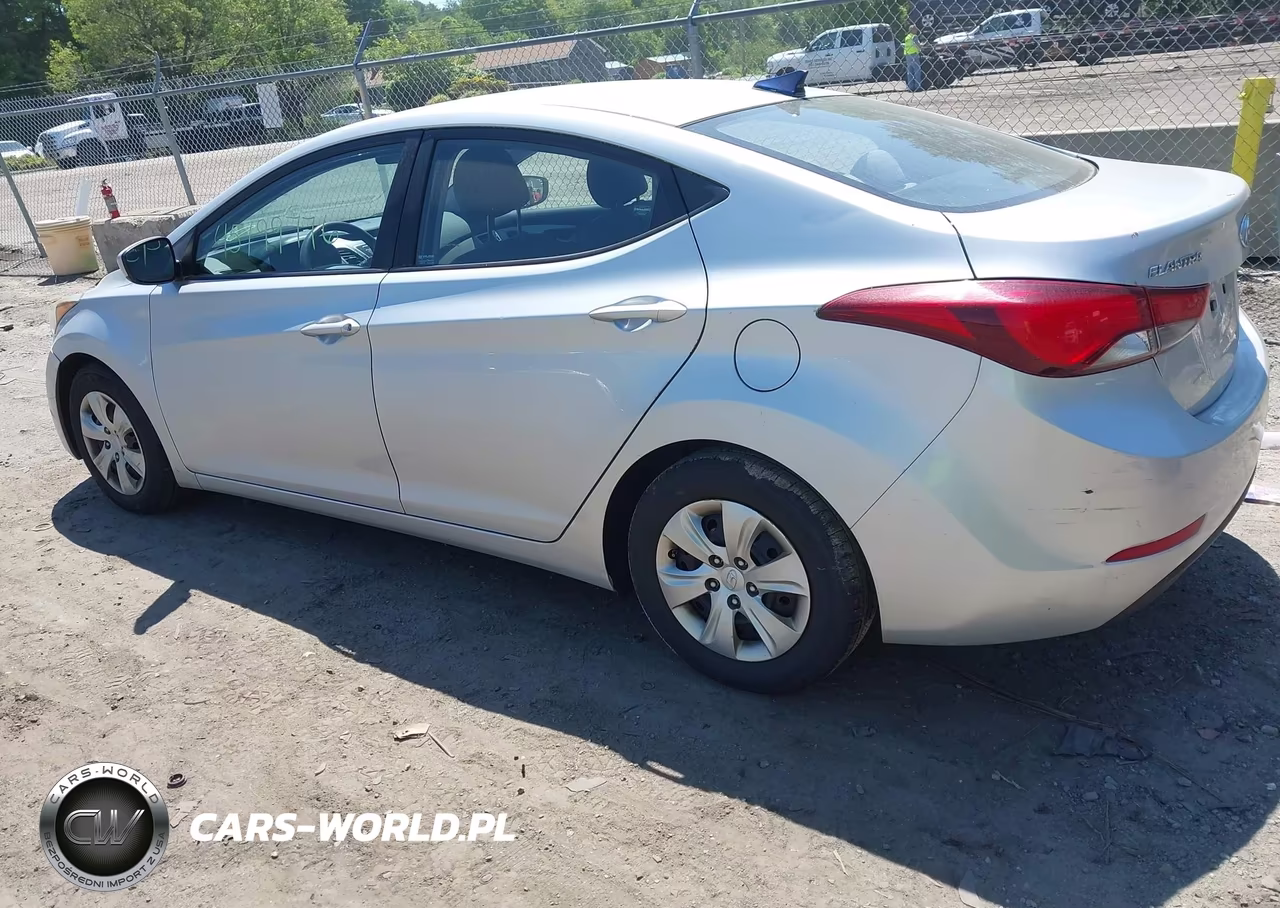 2016 Hyundai Elantra Se VIN:5NPDH4AE1GH702157 - 3