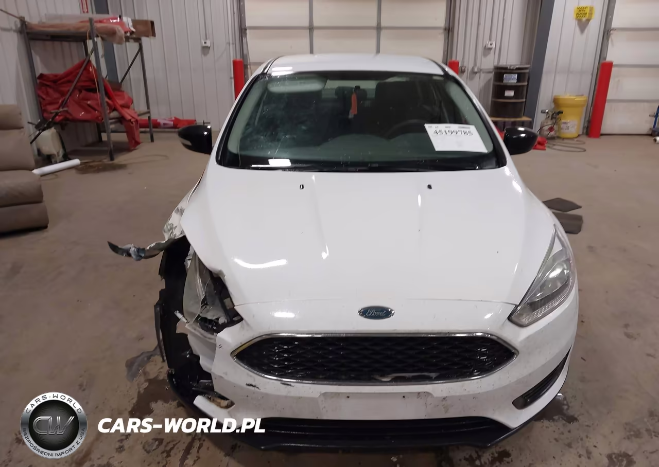 2016 Ford Focus S VIN:1FADP3E2XGL264575 - 12