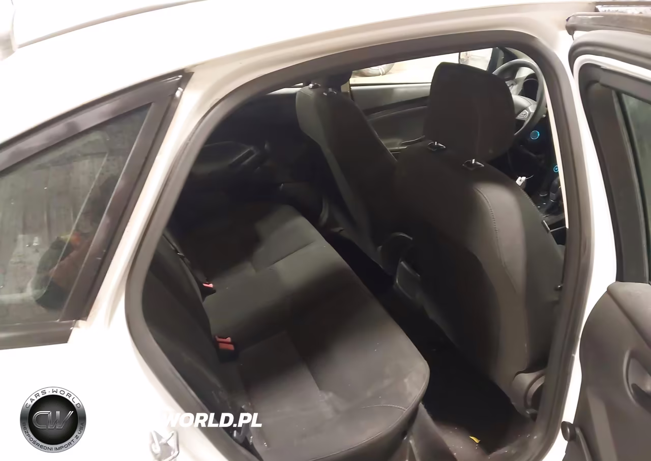 2016 Ford Focus S VIN:1FADP3E2XGL264575 - 8