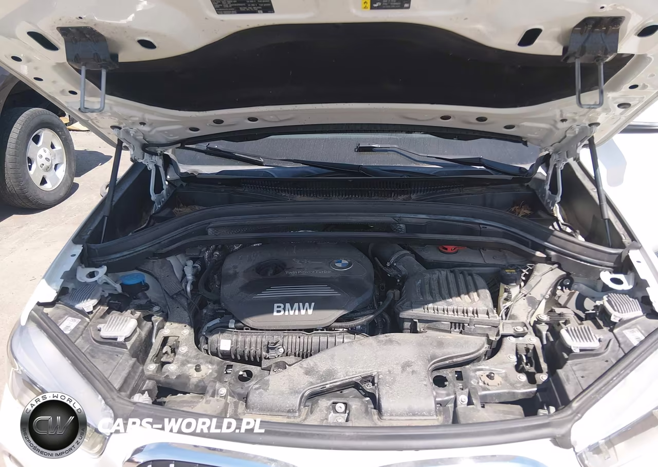2017 BMW X1 xDrive28I VIN:WBXHT3Z38H4A53841 - 10