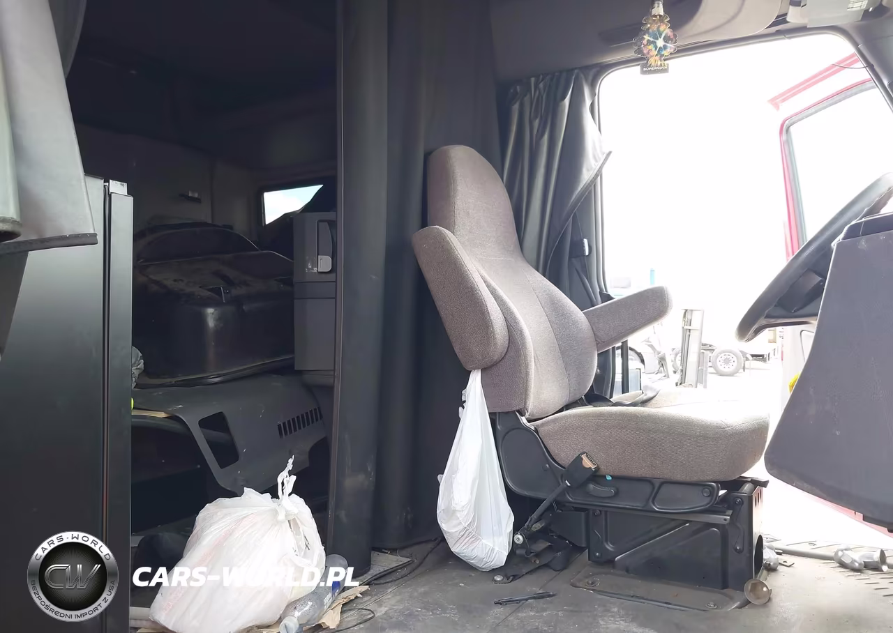 2021 International Lt VIN:3HSDZAPR3MN063244 - 7