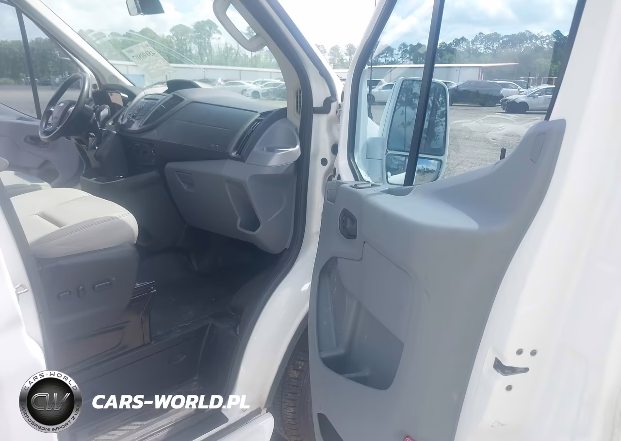 2015 Ford Transit-250 VIN:1FTYR2CG6FKA39315 - 5