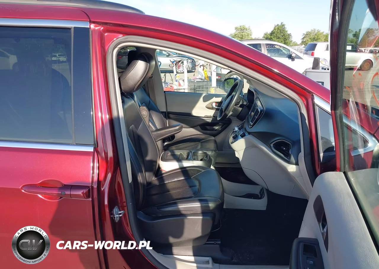 2020 Chrysler Voyager Lxi VIN:2C4RC1DGXLR181825 - 5