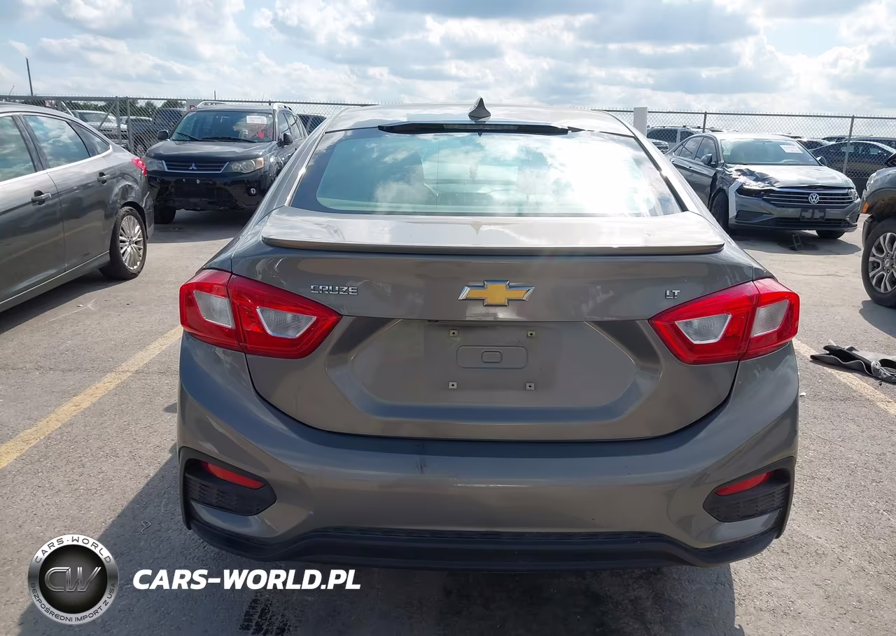 2017 Chevrolet Cruze Lt Auto VIN:1G1BE5SM0H7170099 - 17