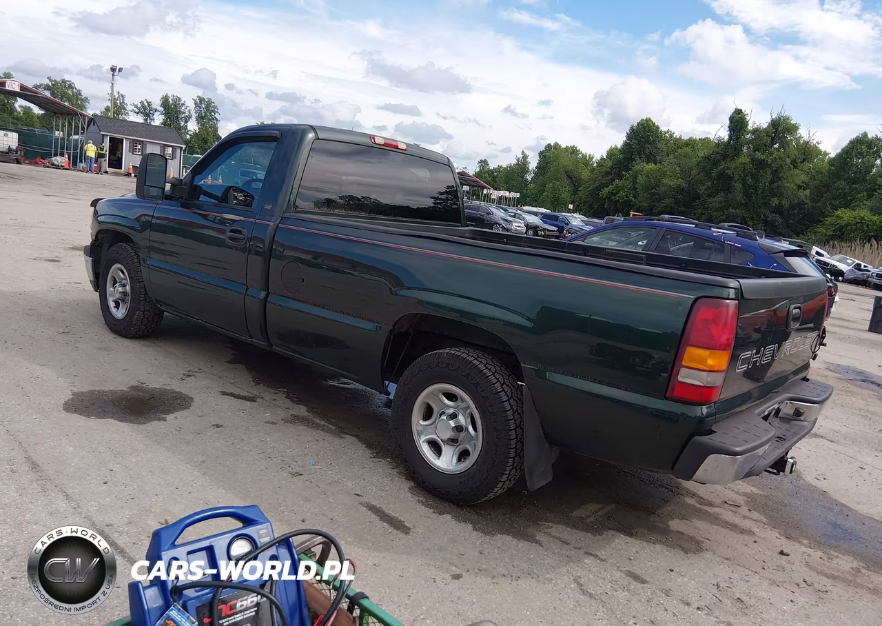 2002 Chevrolet Silverado 1500 VIN:1GCEC14WX2Z177476 - 3