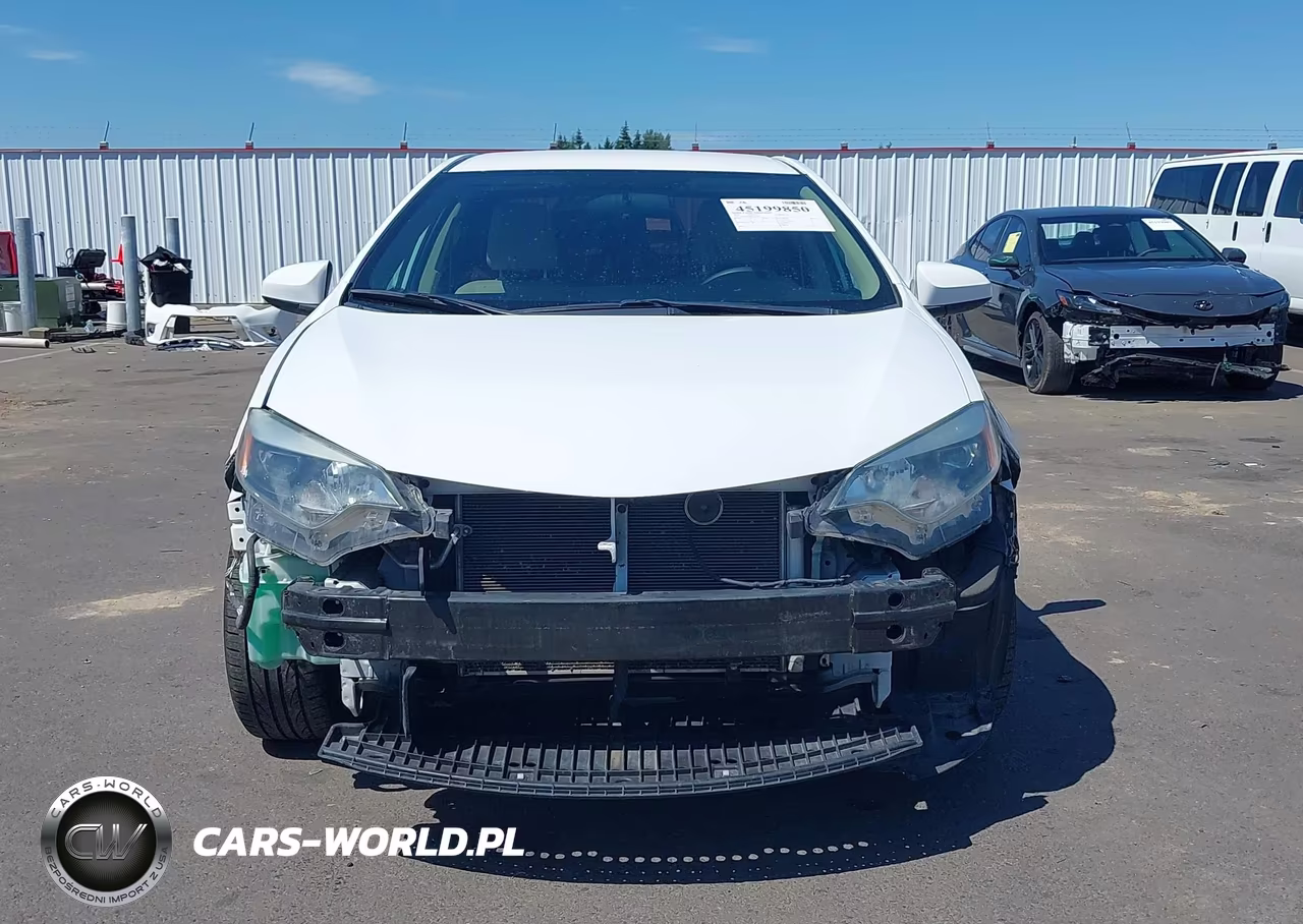 2015 Toyota Corolla Le VIN:2T1BURHE6FC318947 - 13