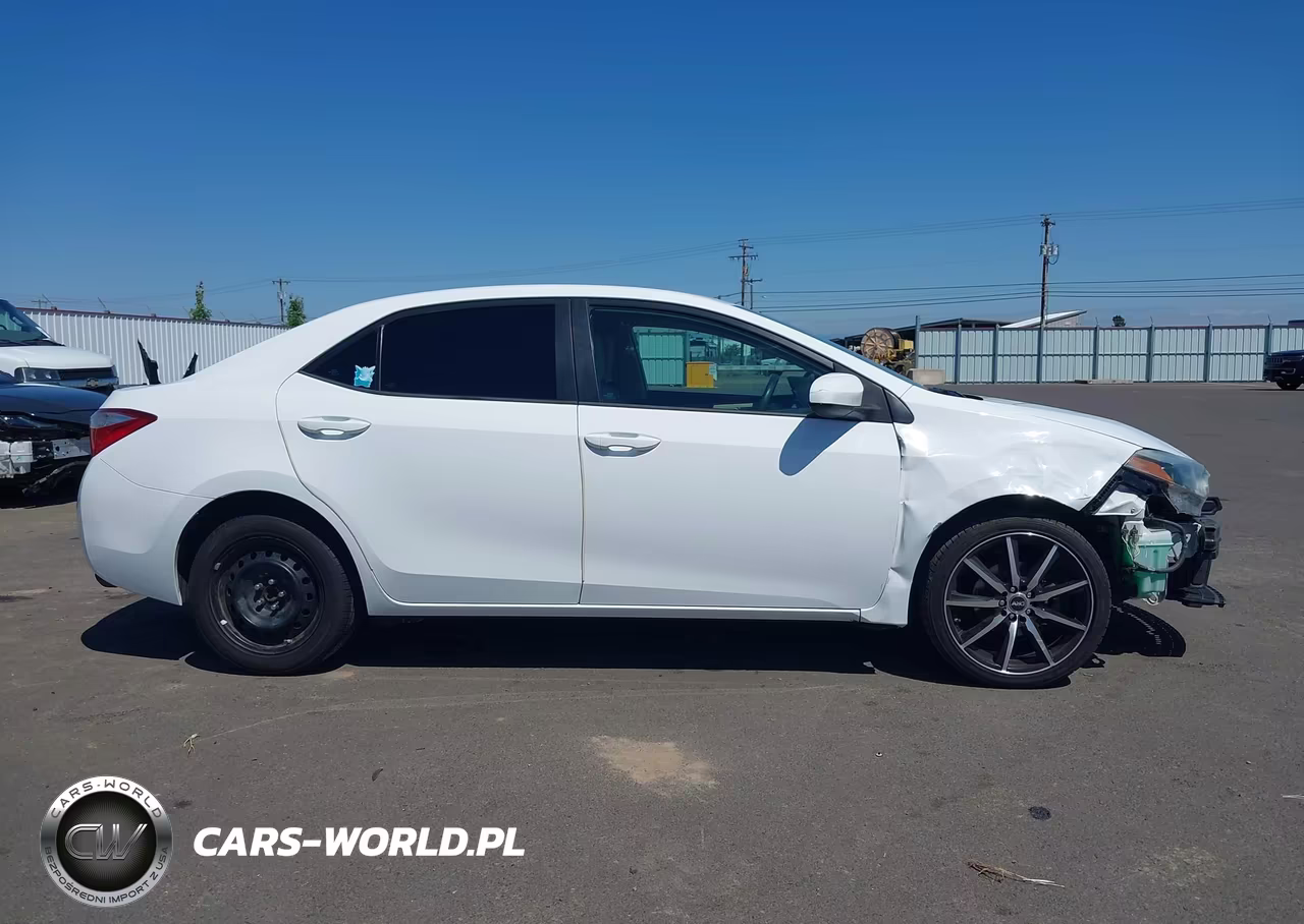 2015 Toyota Corolla Le VIN:2T1BURHE6FC318947 - 14