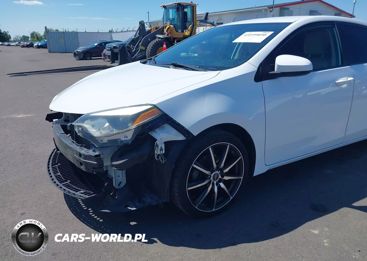 2015 Toyota Corolla Le VIN:2T1BURHE6FC318947 - 19