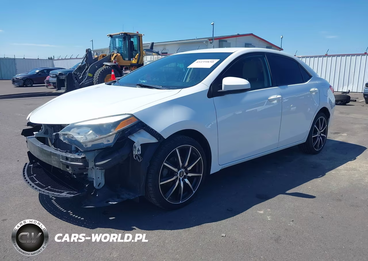 2015 Toyota Corolla Le VIN:2T1BURHE6FC318947 - 2