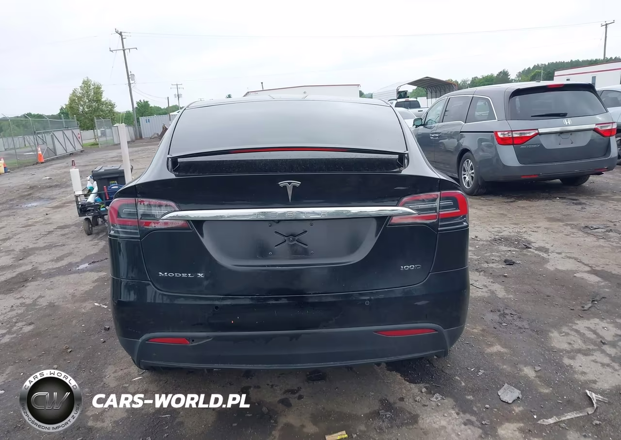 2018 Tesla Model X VIN:5YJXCBE20JF137955 - 15