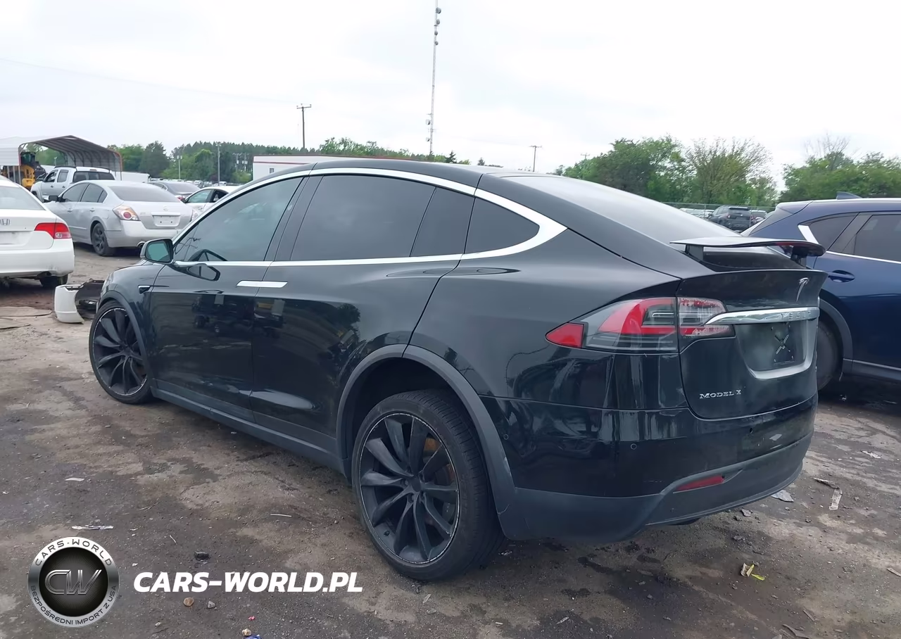 2018 Tesla Model X VIN:5YJXCBE20JF137955 - 3