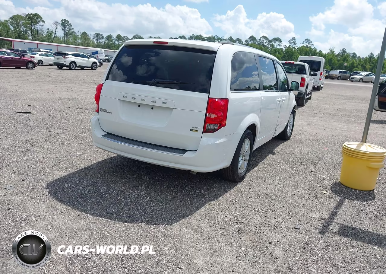 2019 Dodge Grand Caravan Sxt VIN:2C4RDGCG3KR755116 - 4