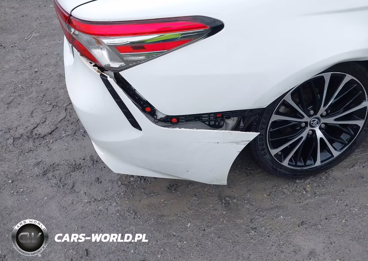 2018 Toyota Camry Se VIN:4T1B11HK2JU105954 - 17