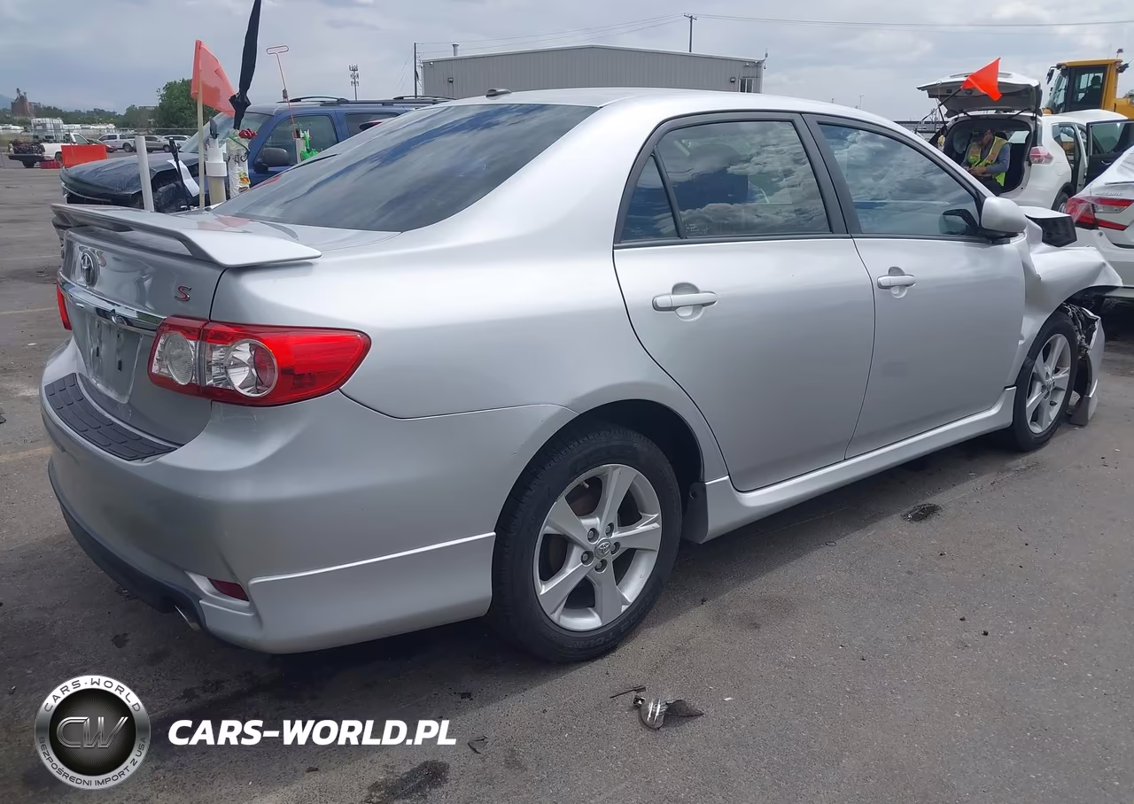 2011 Toyota Corolla S VIN:2T1BU4EE3BC676427 - 4