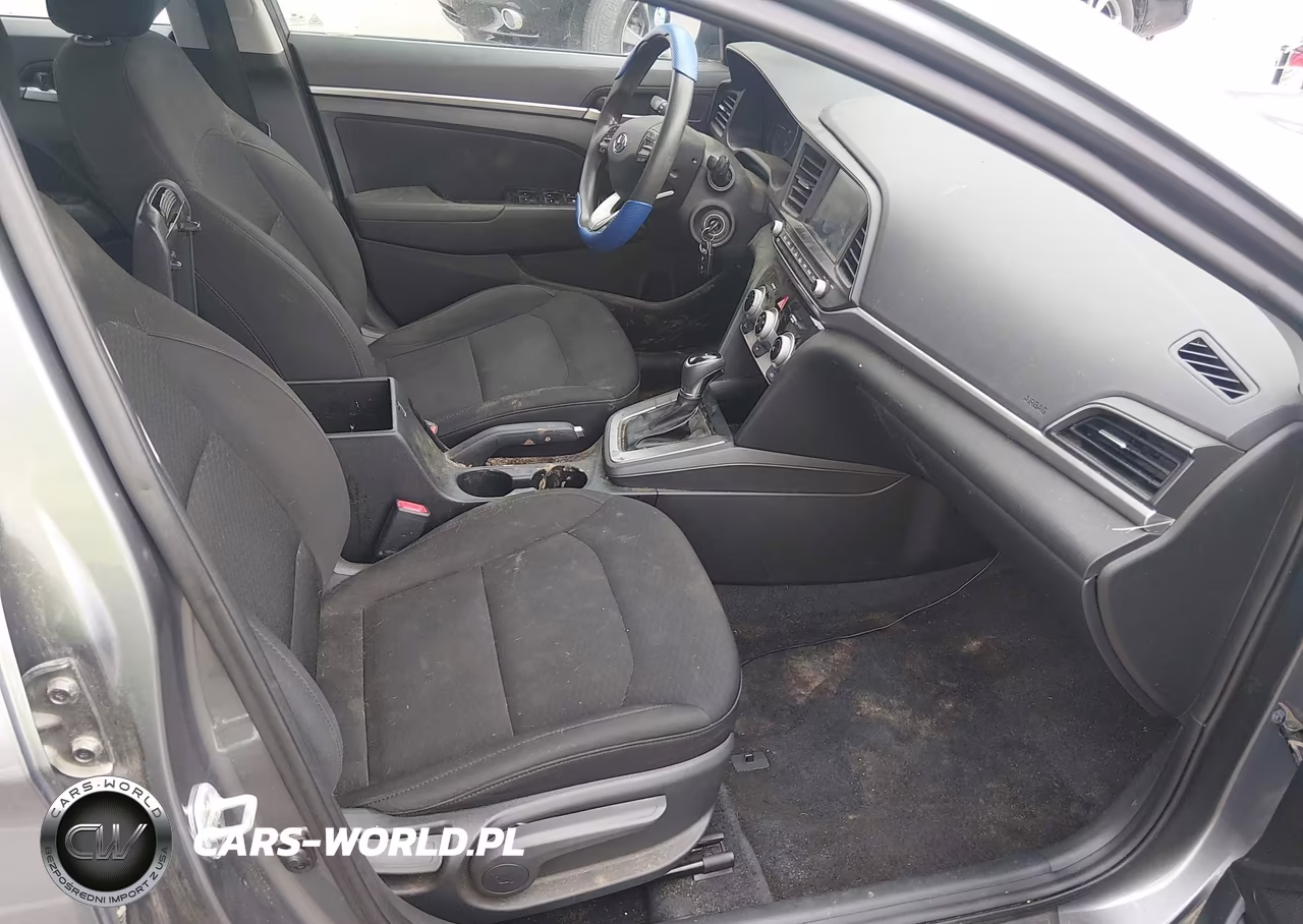 2019 Hyundai Elantra Sel VIN:5NPD84LF7KH421852 - 5