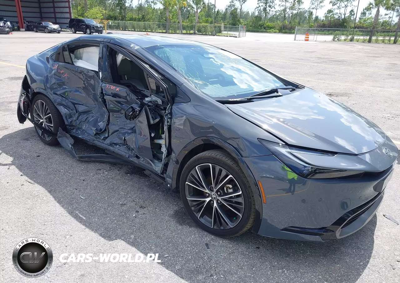 2026 Toyota Prius Xle – zdjęcie 1 z 15