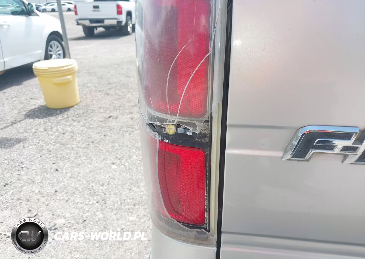 2012 Ford F-150 Xlt VIN:1FTFW1CF3CFA15009 - 17