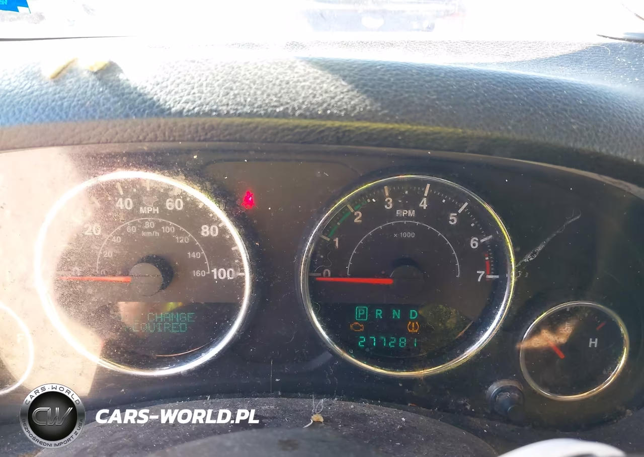 2014 Jeep Wrangler Unlimited Sahara VIN:1C4BJWEG1EL128056 - 7