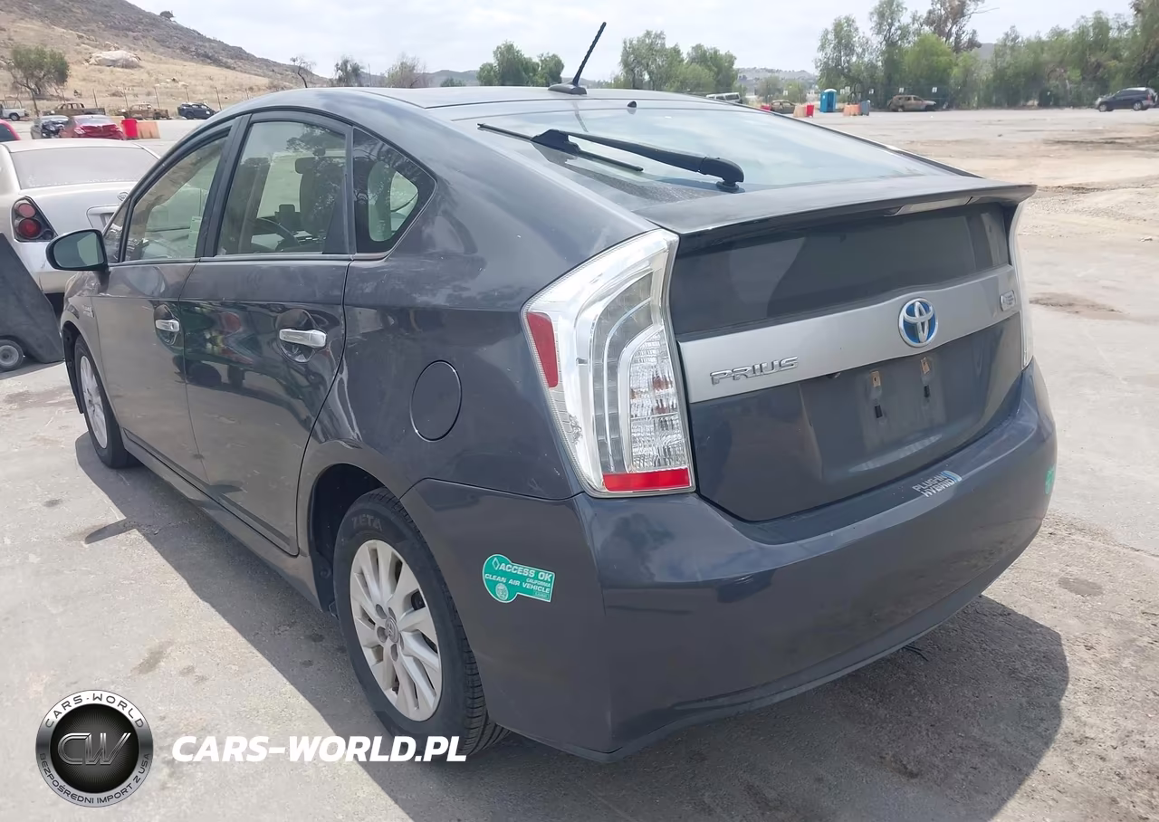 2013 Toyota Prius Plug-In VIN:JTDKN3DP8D3040706 - 3