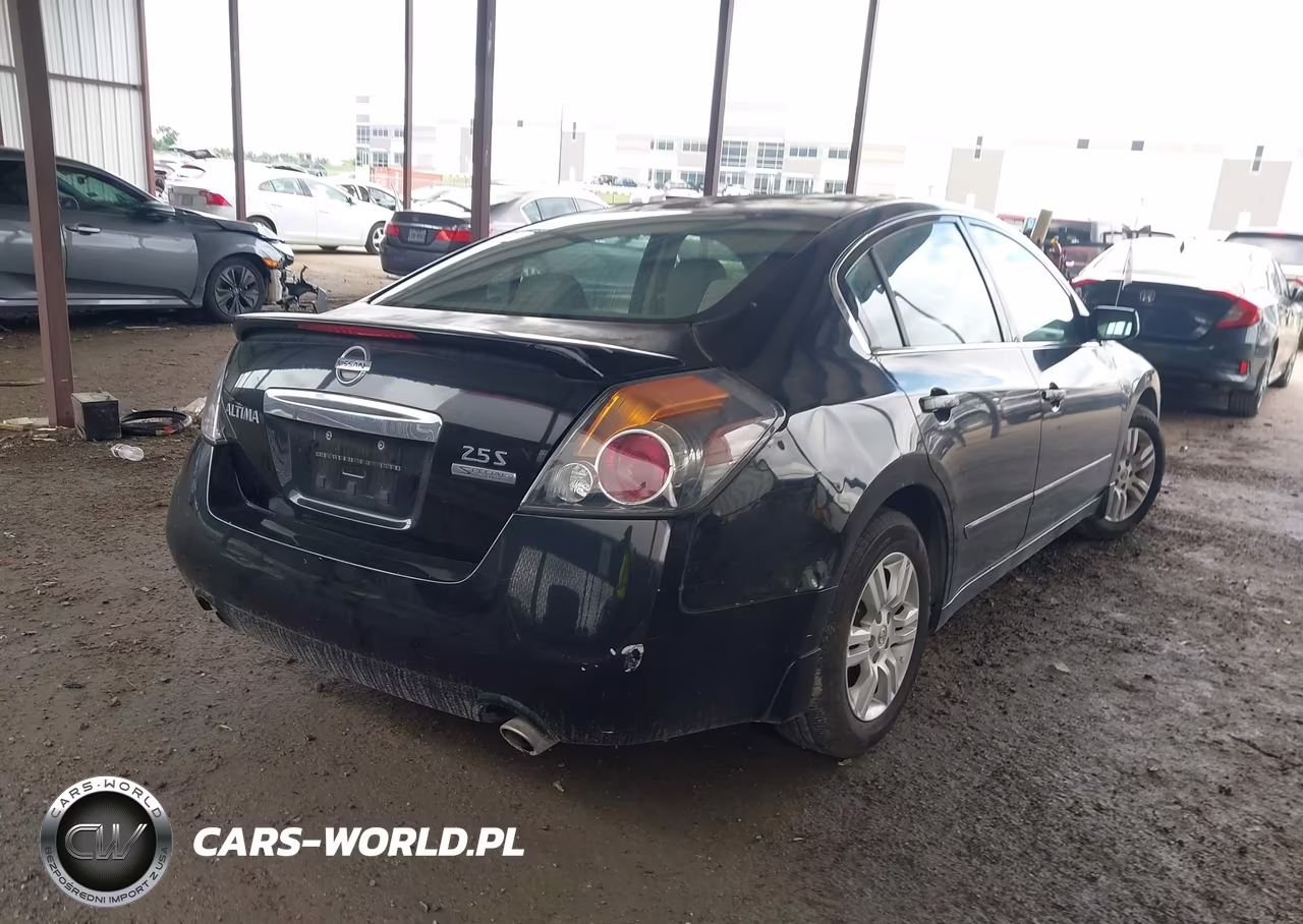 2011 Nissan Altima 2.5 S VIN:1N4AL2AP4BN491803 - 4