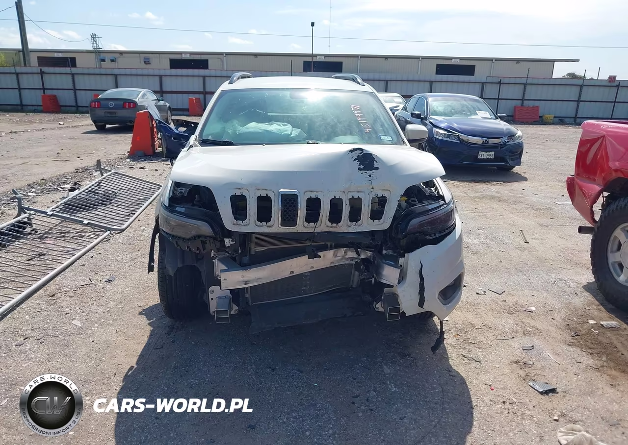 2019 Jeep Cherokee Altitude 4X4 VIN:1C4PJMLB9KD464996 - 13