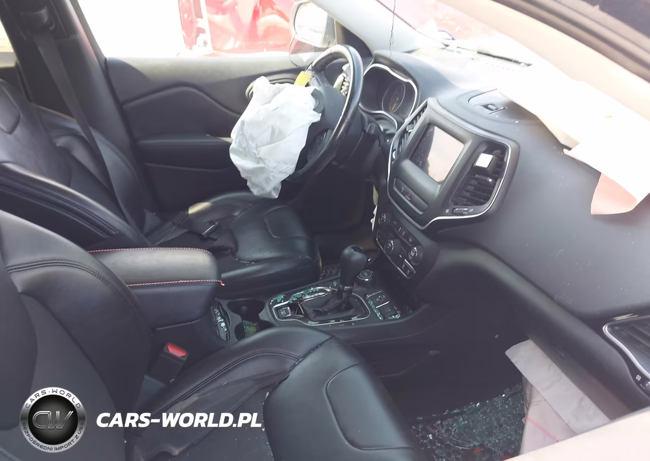 2019 Jeep Cherokee Altitude 4X4 VIN:1C4PJMLB9KD464996 - 5
