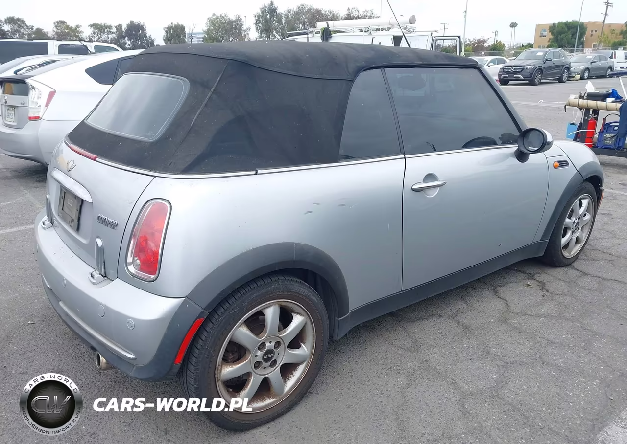 2007 Mini Cooper VIN:WMWRF33527TF66331 - 4
