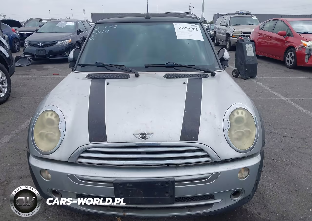 2007 Mini Cooper VIN:WMWRF33527TF66331 - 6